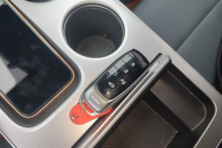 Used AION Y 2023 Younger