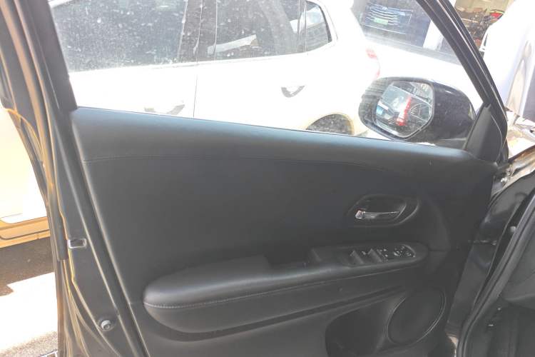 Used Honda Vezel 2019 220 TURBO CVT Elite Edition China VI