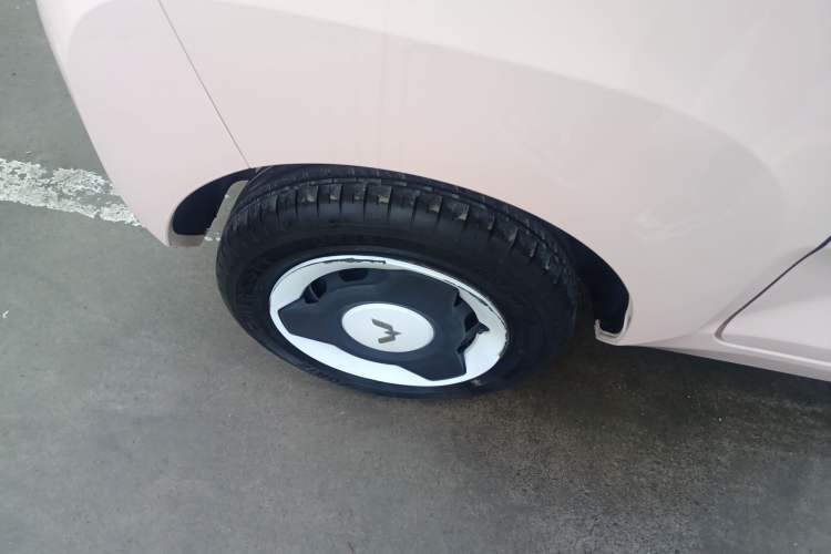 Used Wuling Hongguang MINIEV 2022 Macaron Premium Model – Lithium Iron Phosphate