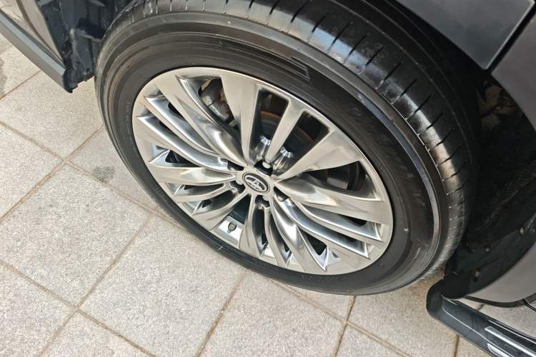 Used Toyota Highlander 2023 2.5L Smart Electric Hybrid Dual-Engine Four-Wheel Drive Prestige Version – 7 Seats
