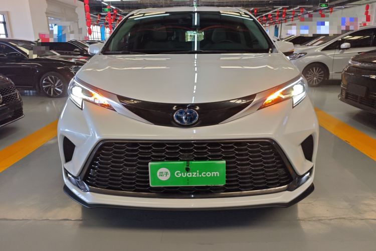 Used Toyota Granvia 2023 2.5L Hybrid Prestige PLUS Edition