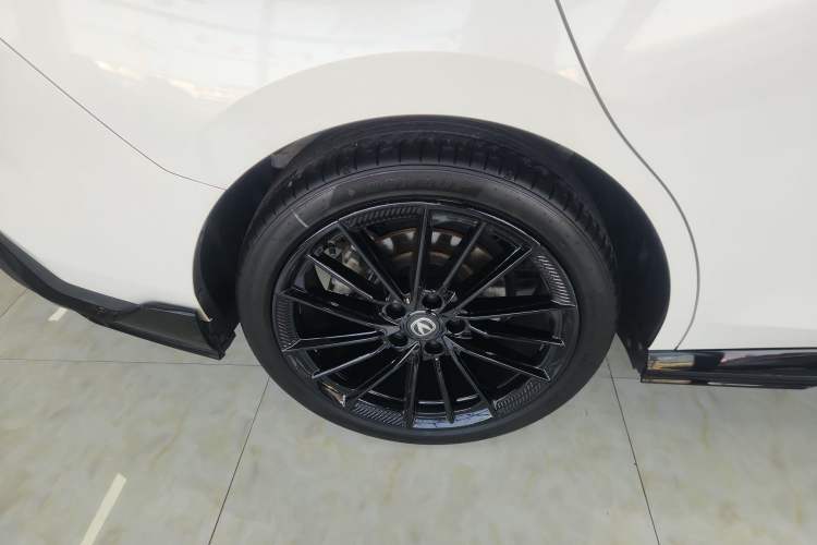 Used Changan UNI-V 2022 2.0T Leading-Speed Edition
