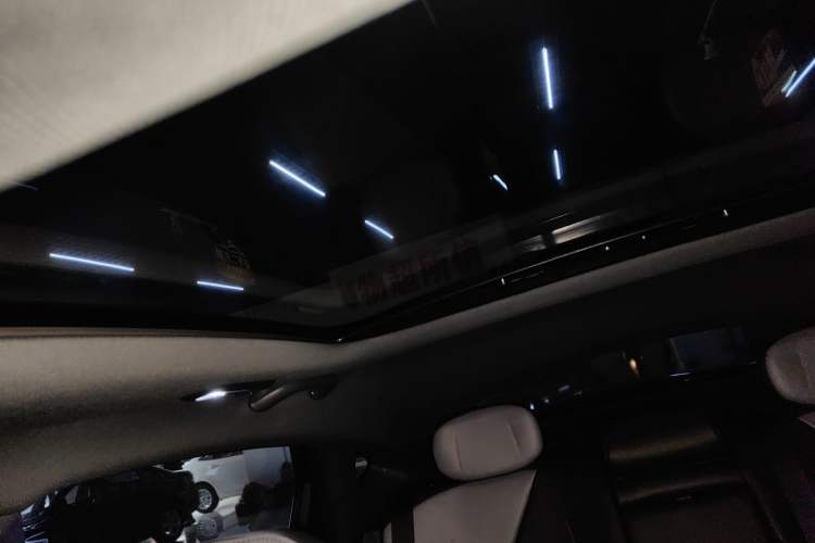 Used Changan UNI-V 2022 1.5T Prestige Version
