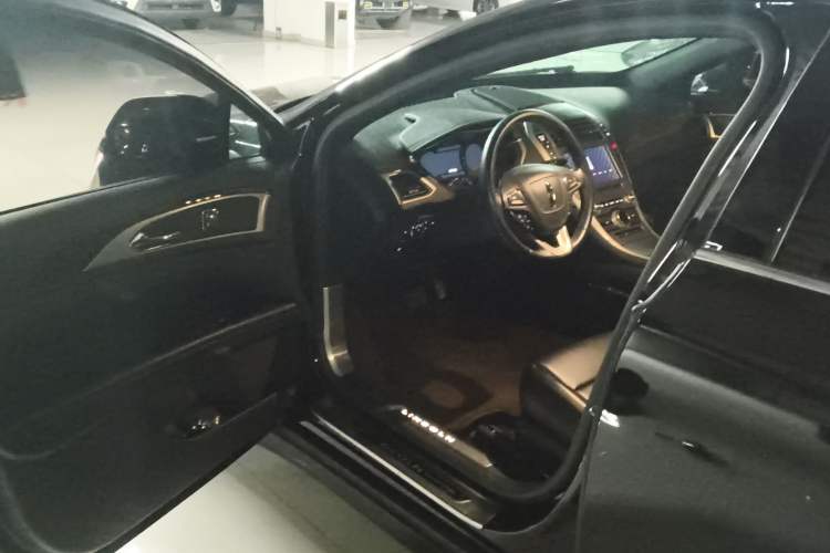 Used Lincoln MKZ 2020 2.0T Deluxe Edition