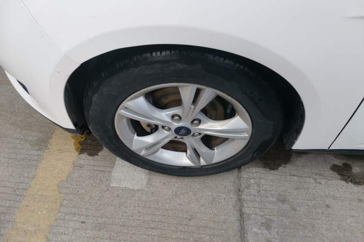 Used Ford Focus 2017 Hatchback 1.6L Automatic Comfort Plus SmartDrive Edition
