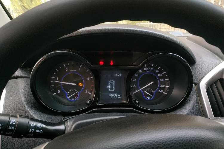 Used JMC Baodian 2020 2.5T Diesel Two-Wheel Drive Comfort Edition Long Wheelbase JX4D25A6L
