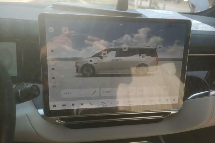 Used Zeekr 009 2022 WE Edition