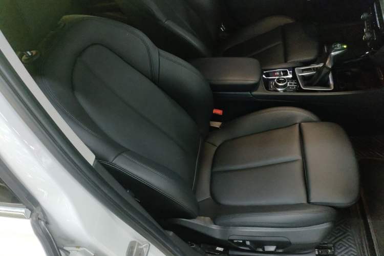 Used BMW 1 Series 2018 120i Design Package Model
