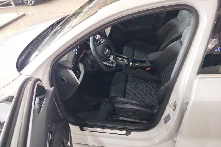 Used Audi A3 2025 Sportback 35TFSI Prestige Edition
