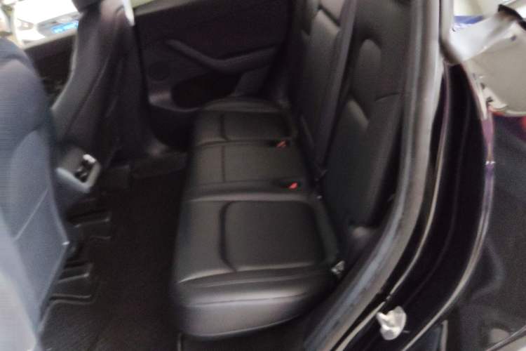 Used Tesla Model Y 2022 Rear-Wheel-Drive Version
