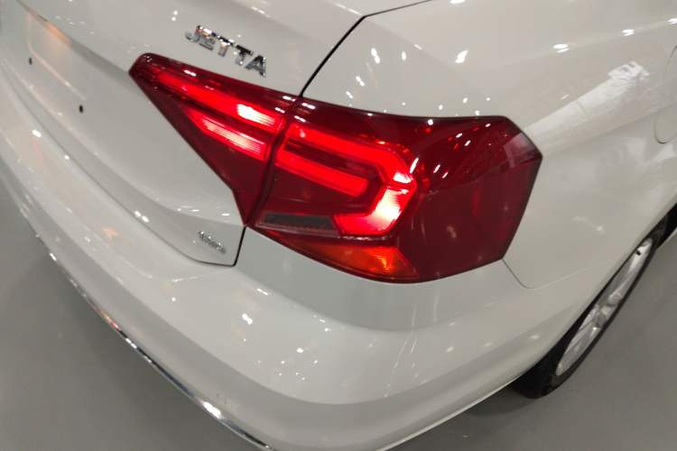 Used Volkswagen Jetta 2017 1.5L Automatic Comfort Model
