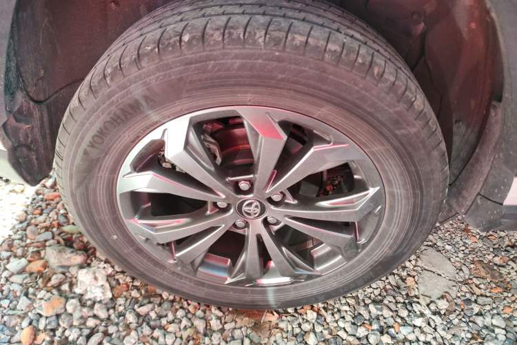 Used Toyota RAV4 2023 Dual-Motor 2.5L E-CVT Two-Wheel Drive Elite Edition
