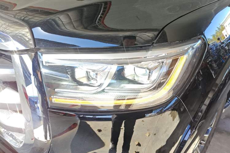 Used Great Wall Poer 2021 2.0T Global Version Automatic Diesel 4x4 Comfort Trim Standard Box GW4D20M