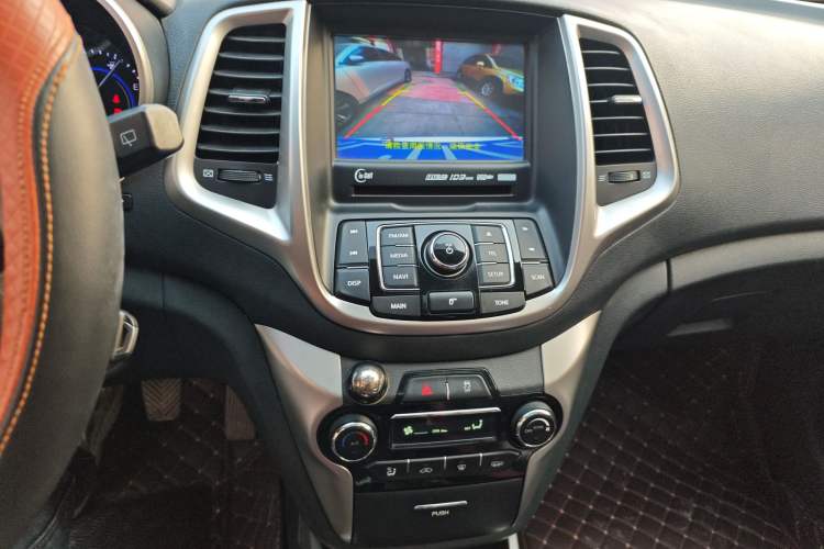 Used Changan Eado 2015 1.6L Manual Junku Model China V Standard