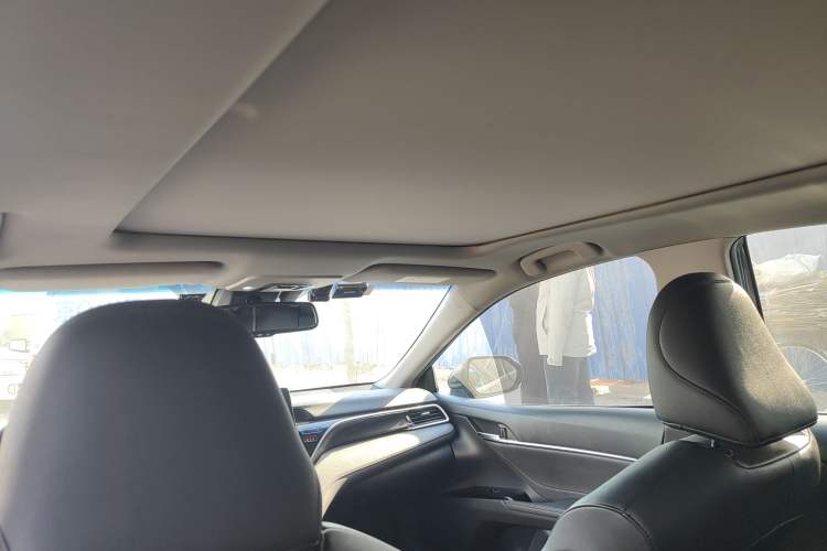 Used Toyota Camry 2021 2.5G Luxury Edition
