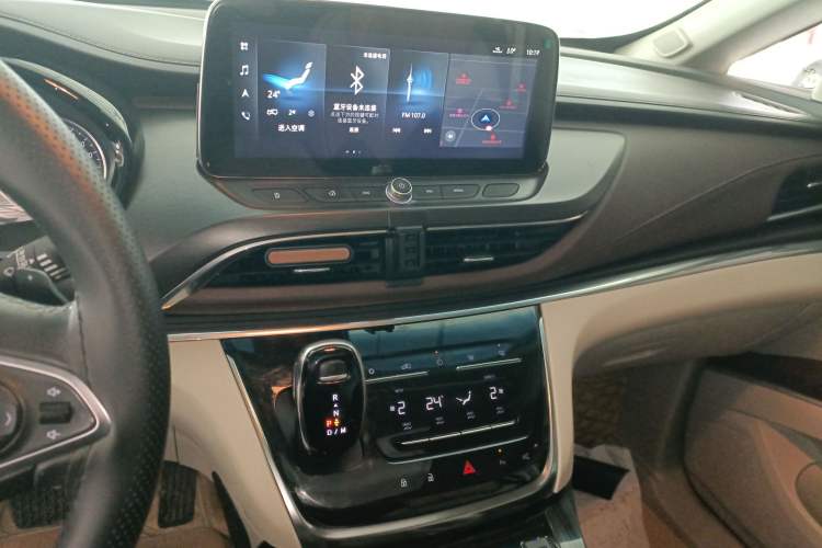 Used Buick GL8 2021 Land Cruiser Executive Class 652T Smart Luxury Model
