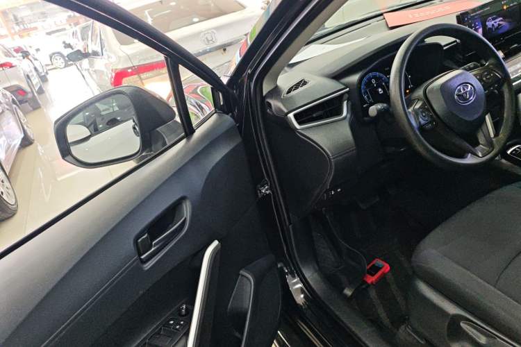 Used Toyota Corolla Cross 2023 2.0L Elite Edition
