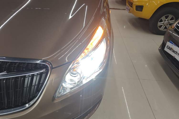 Used Buick GL8 2018 28T Luxury Model China VI Standard