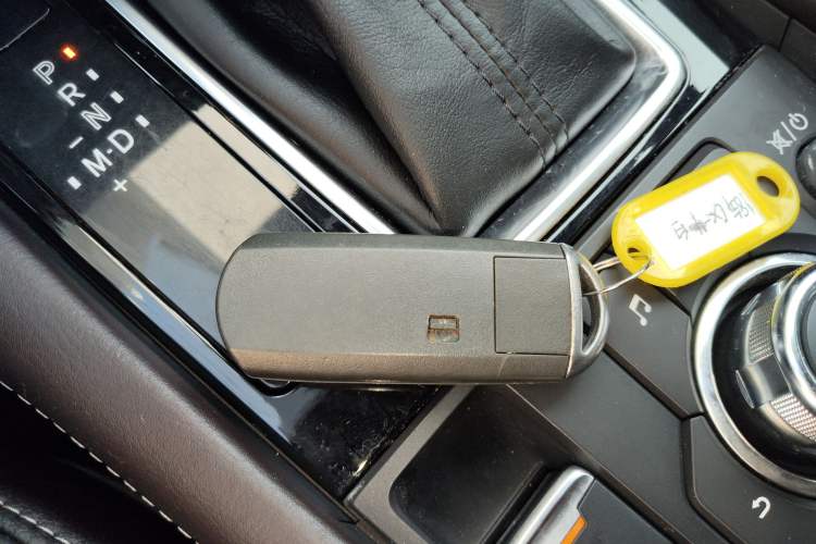 Used Mazda CX-4 2018 2.0L Automatic Two-Wheel Drive Blue Sky Leading Edition China V Standard
