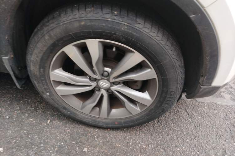 Used Geely Auto Emgrand X7 Sport 2016 1.8TD Automatic ZhiShang Model
