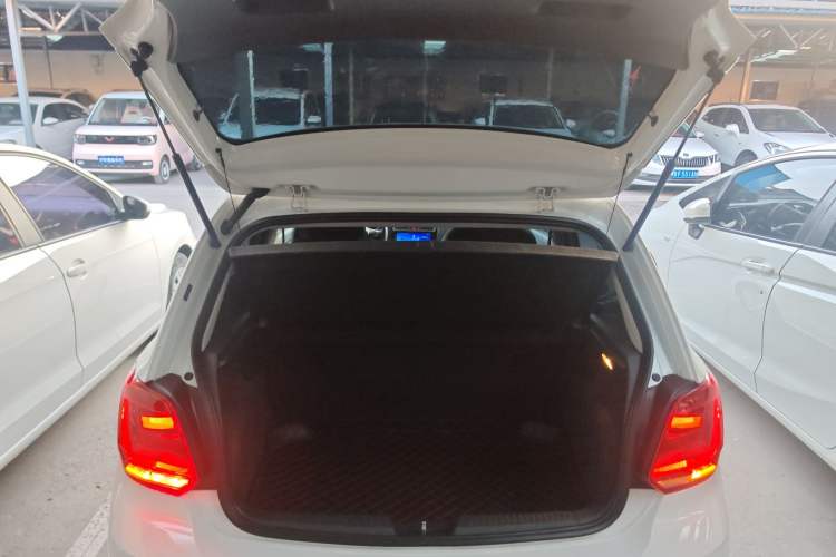 Used Volkswagen Polo 2018 1.5L Automatic Advanced Driving Model
