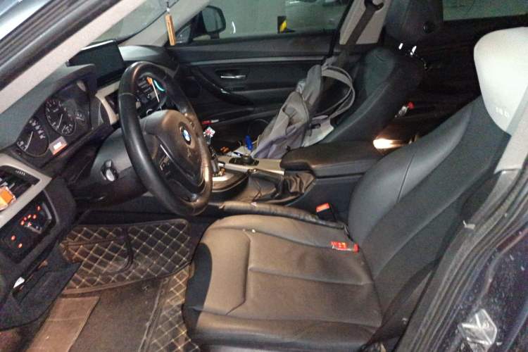 Used BMW 3 Series GT 2017 320i Sport Edition