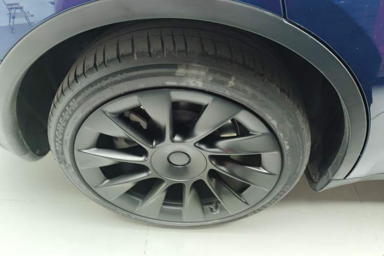 Used Tesla Model Y 2022 Rear-Wheel-Drive Version
