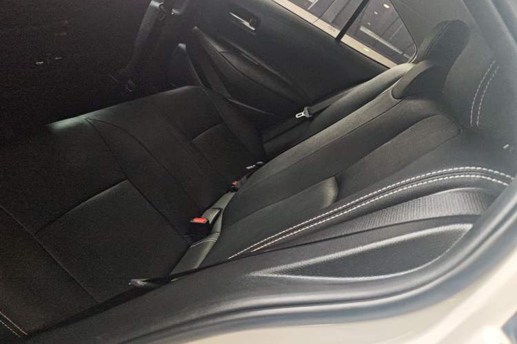 Used Toyota Corolla 2021 Dual-Motor 1.8L E-CVT Elite Edition
