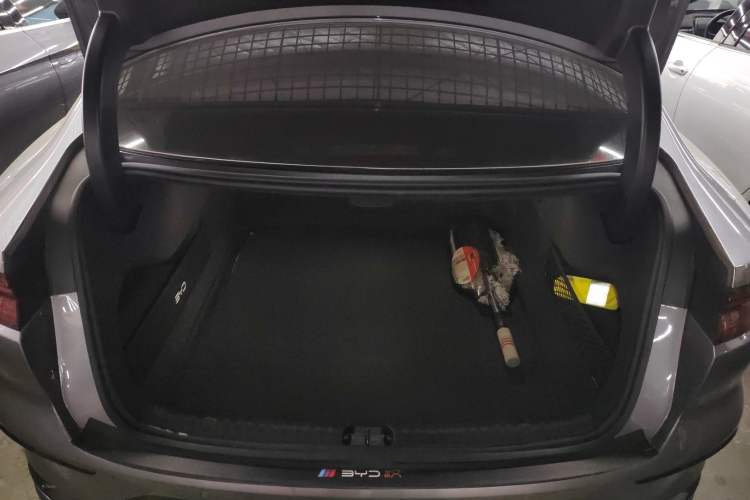 Used BYD Han 2023 EV Champion Edition 506KM Front-Wheel-Drive Premium Model
