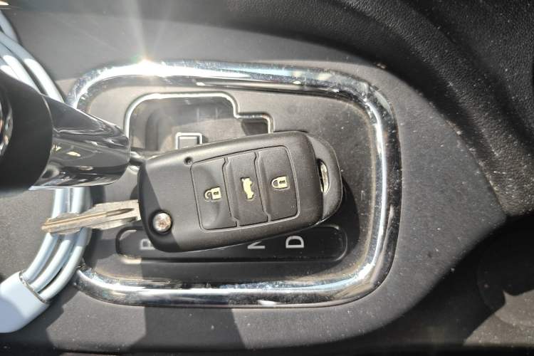 Used Changan CS35 2015 1.6L Automatic Luxury Model China V Standard