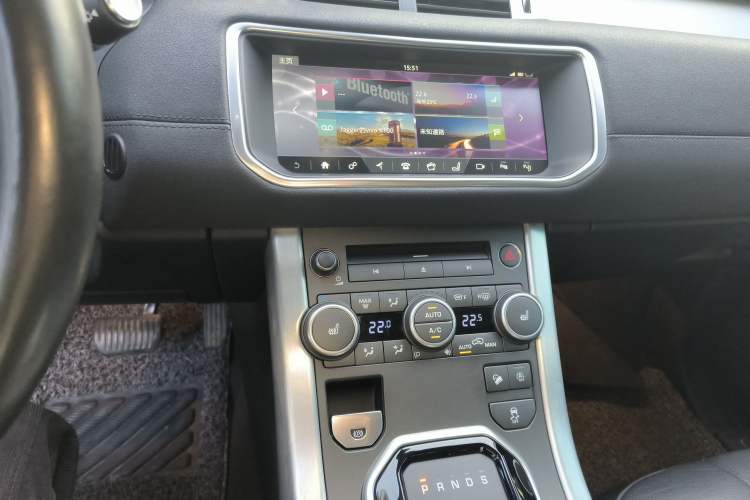 Used Land Rover Range Rover Evoque 2018 240 PS SE Smart Brilliance Edition