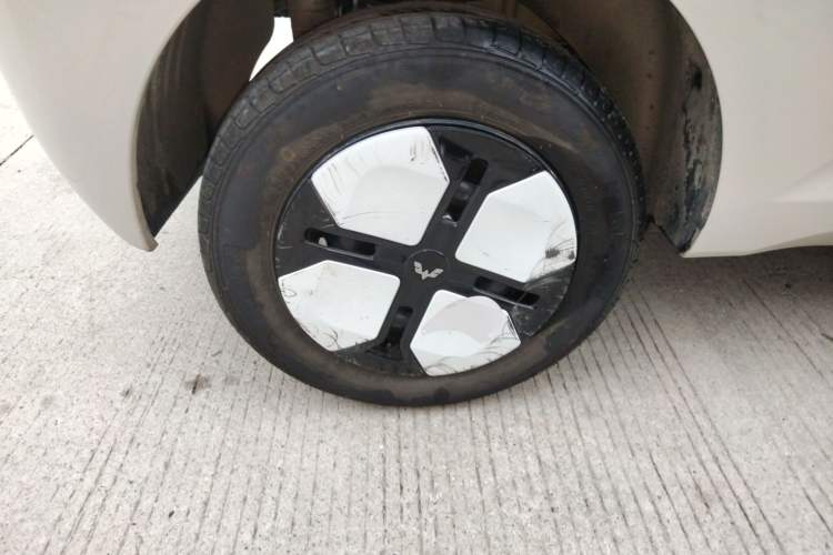 Used Wuling Hongguang MINIEV 2024 3rd Generation 215km Advanced Version
