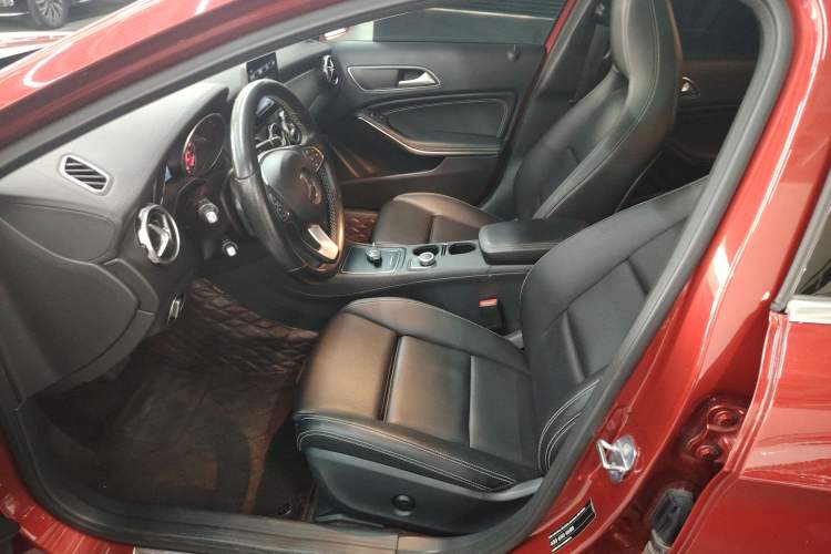 Used Mercedes-Benz GLA 2018 GLA 200 Fashion Model