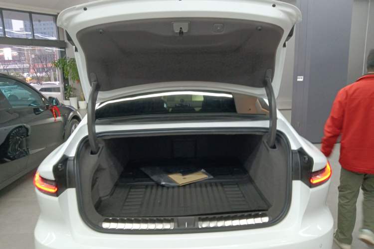 Used Nio ET7 2022 75 kWh