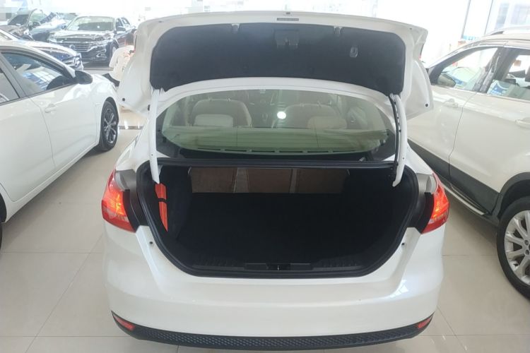 Used Ford Focus 2017 Sedan 1.6L Automatic Comfort Plus SmartDrive Edition