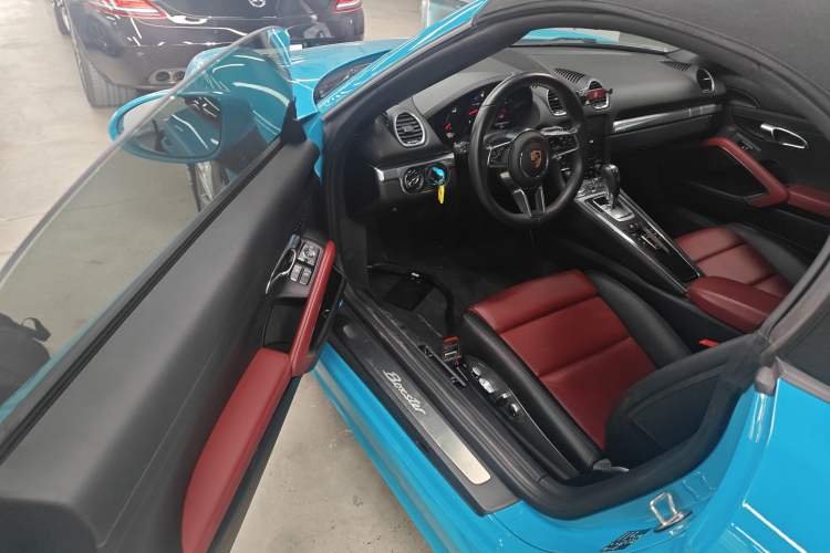 Used Porsche 718 2018 Boxster 2.0T
