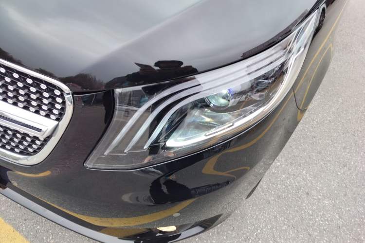 Used Mercedes-Benz Vito 2021 2.0T Business Version 7 Seats