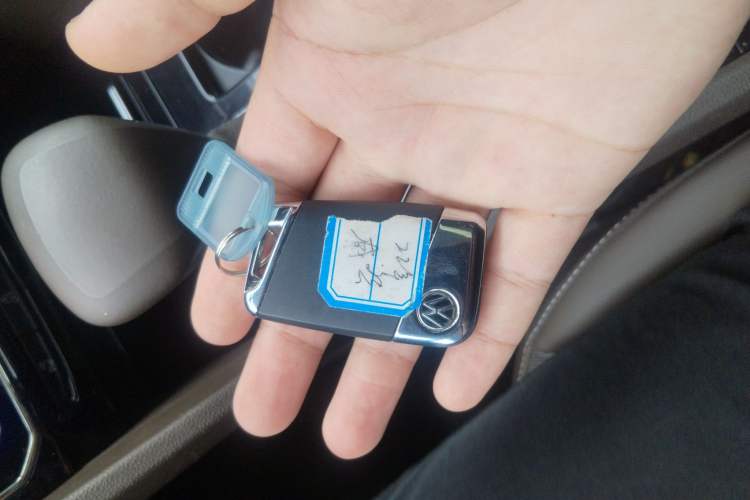 Used Volkswagen Viloran 2020 330TSI Business Edition
