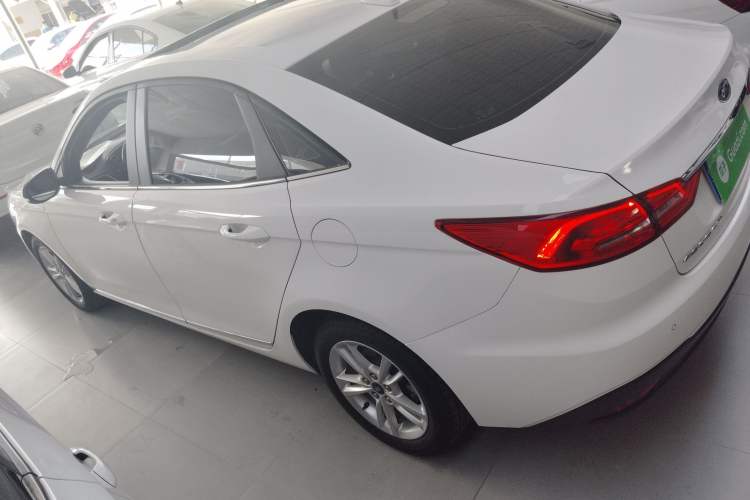 Used Ford Escort 2019 Revised Version 1.5L Automatic Enjoyment Type China VI Standard
