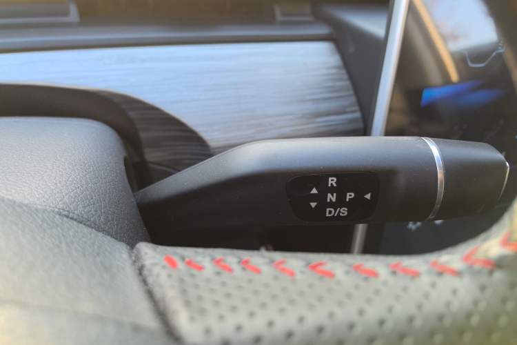 Used NETA V 2022 Chao 300 Lite Ternary Lithium
