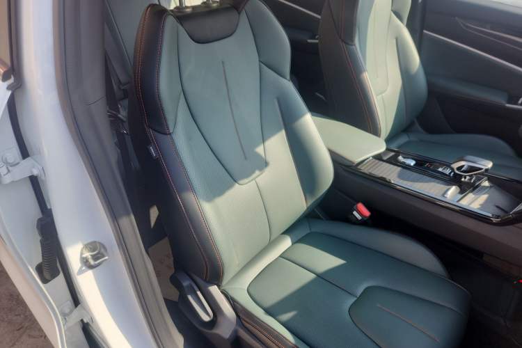 Used Geely Auto Emgrand X7 Sport 2024 1.5TD Dragon Edition