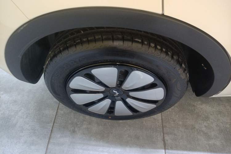 Used Wuling Bingo 2025 333 km Lingxi Connected Version
