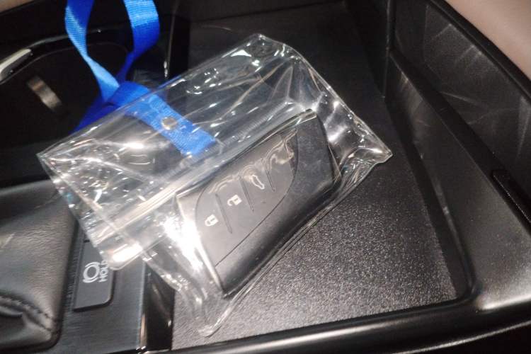 Used Lexus ES 2022 200 Excellence Edition