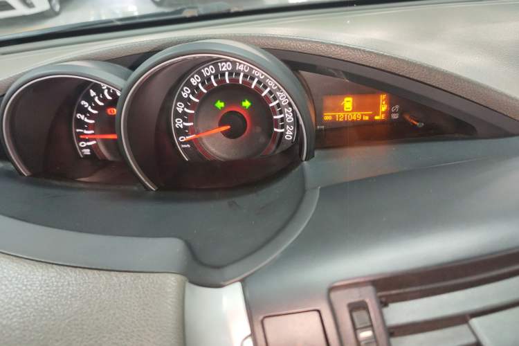 Used Toyota Verso 2015 180E CVT Crossover Edition
