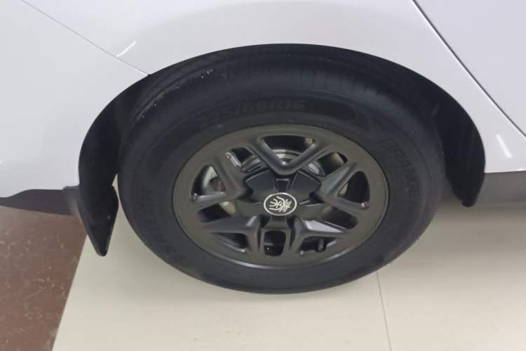 Used BYD Qin PLUS 2025 DM-i Smart Drive 55KM Leading Model