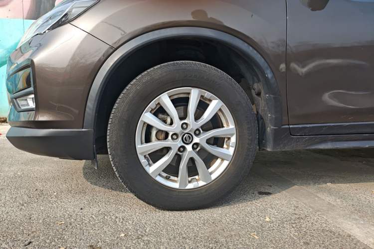 Used Nissan X-Trail 2019 2.0L CVT Smart Connect Comfort Edition 2WD
