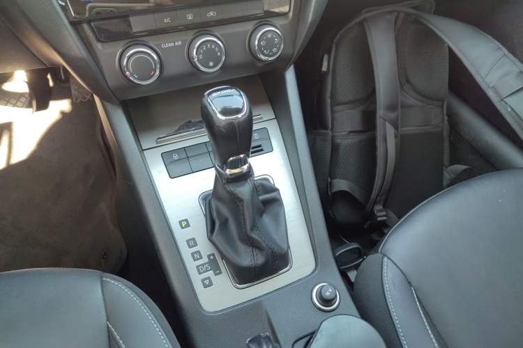 Used Skoda Octavia 2018 1.6L Automatic Luxury Edition
