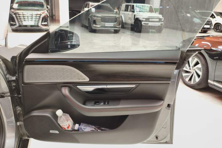 Used XPeng P7 2020 670E
