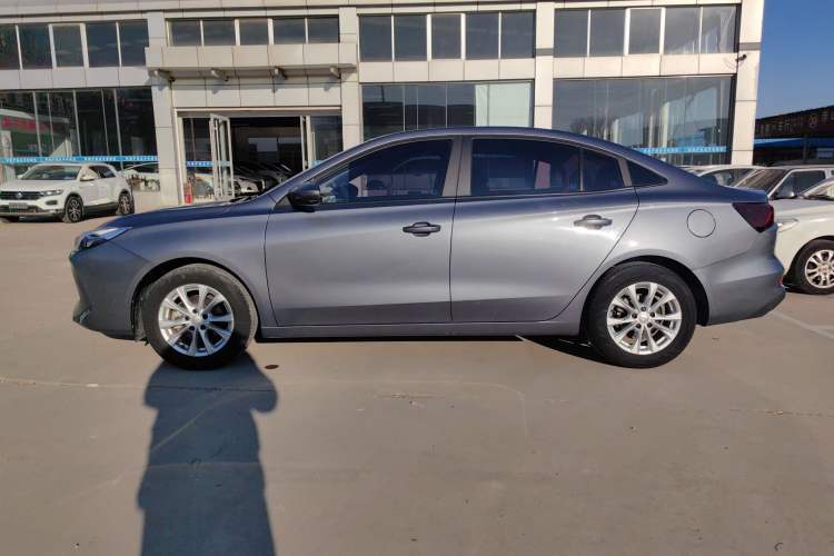 Used Roewe i5 2023 1.5L Manual Comfort Edition