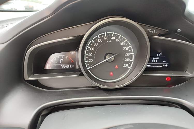 Used Mazda Mazda 3 Axela 2017 Sedan 1.5L Automatic Comfort Model Emission Standard China V
